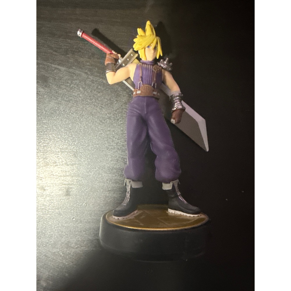 Nintendo Cloud Strife Amiibo Super Smash Bros Series‎ Final Fantasy VII Figure